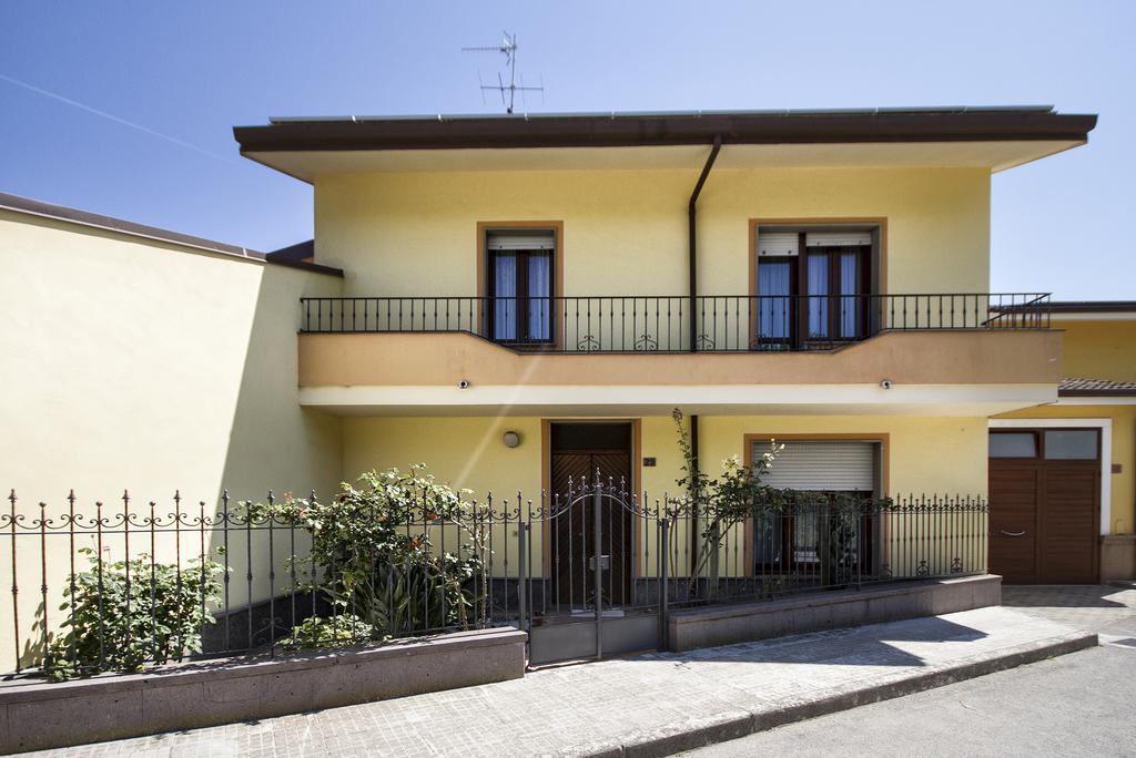 Bed and Breakfast Sa Mariposa Ittiri Esterno foto