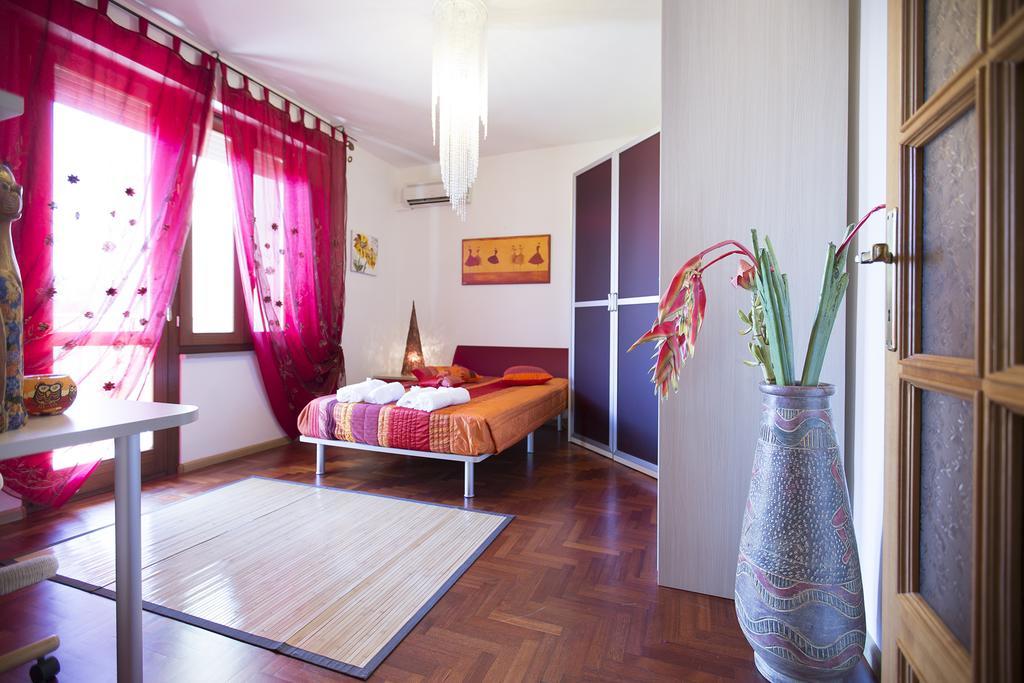 Bed and Breakfast Sa Mariposa Ittiri Esterno foto