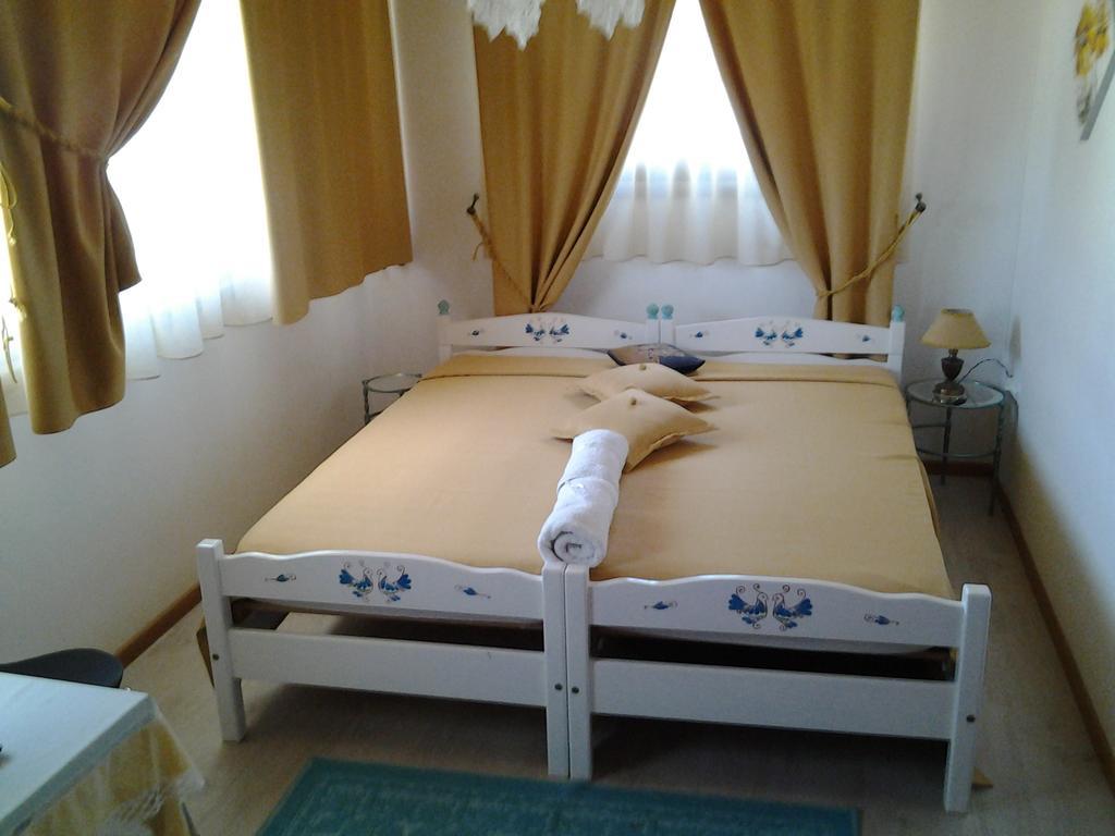 Bed and Breakfast Sa Mariposa Ittiri Esterno foto