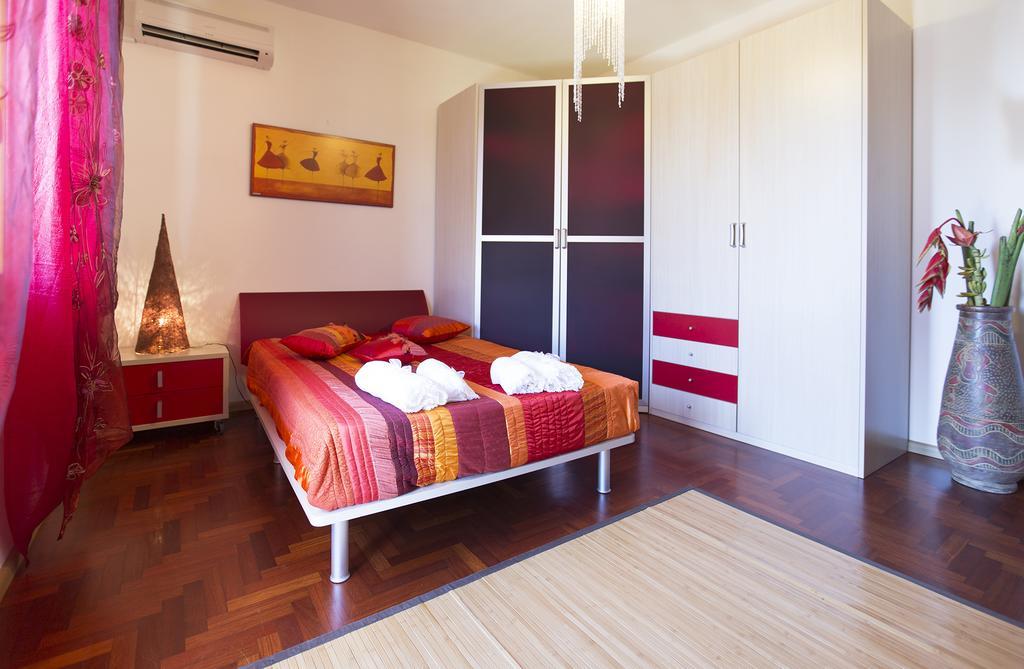 Bed and Breakfast Sa Mariposa Ittiri Esterno foto